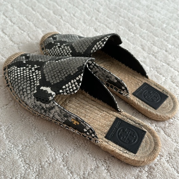 Tory Burch Shoes - Picture 6 of 8